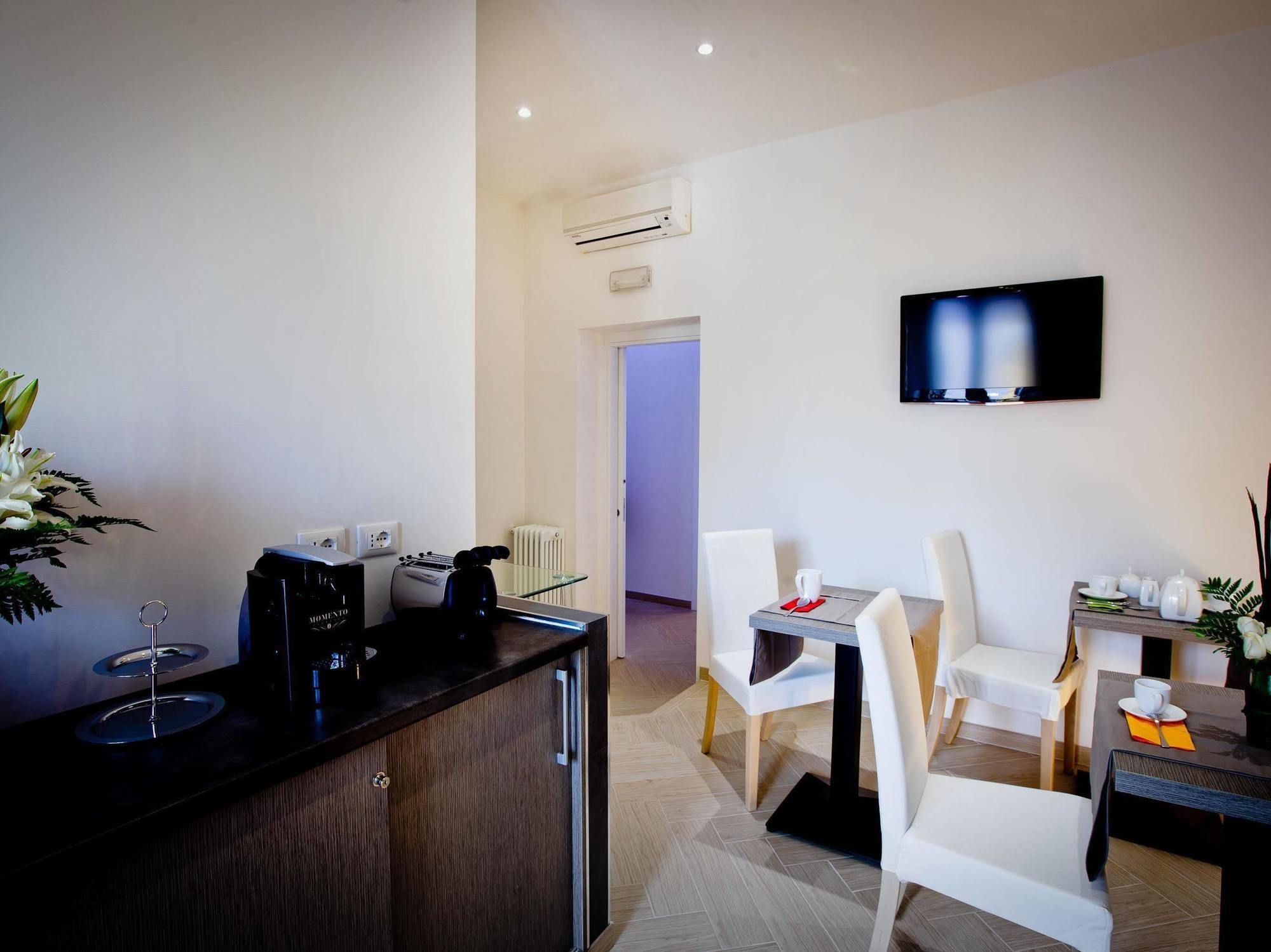 B&B Castellani A San Pietro Рим Екстер'єр фото